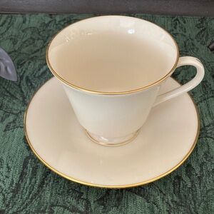 Lenox Cream and Gold Trim Mug